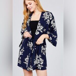 Active USA Midnight Blue and Ivory Floral Robe/Kimino